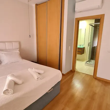 Marina Village - Pool Terrace Apartment