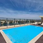 Marina Village - Pool Terrace Apartment Olhao